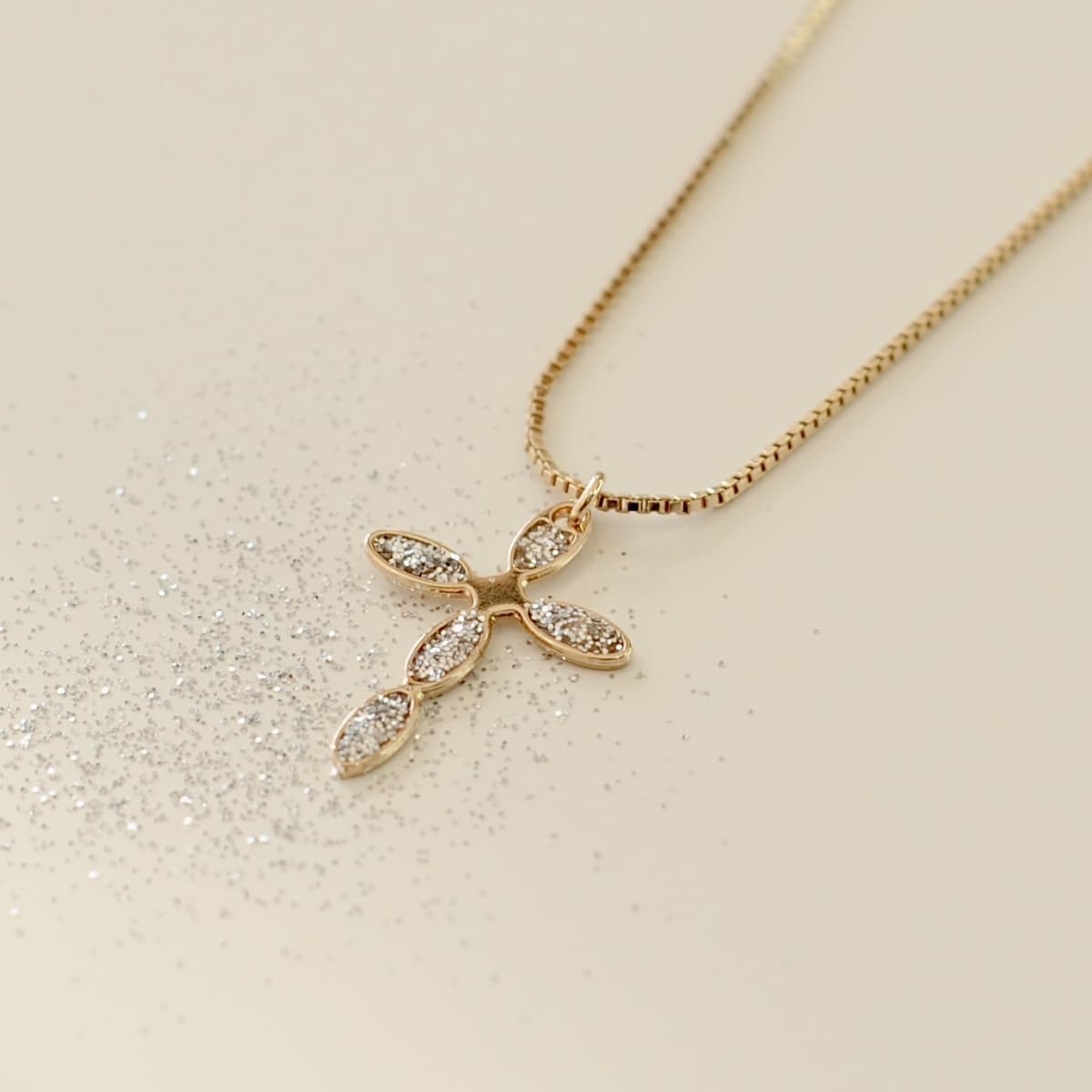 Collier Ekla Divin email argent