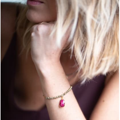bracelet femme Louisette Rubis porté